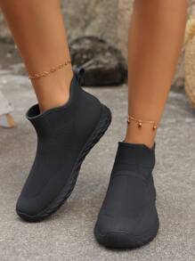 Bottes de pluie imperméables pour femmes, chaussures de pluie simples à texture tissée à la mode, style décontracté extérieur, à fond plat et coupe basse
