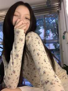 Women's Ditsy Floral Round Neck Casual Long Sleeve Knit T-Shirt, Spring & Autumn - Apricot - View 1