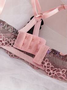 Floral Embroidered Sheer Bra And G-String Sexy Lingerie Set For Women - 粉色 - 查看 5