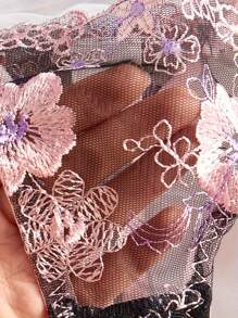 Floral Embroidered Sheer Bra And G-String Sexy Lingerie Set For Women - 粉色 - 查看 4