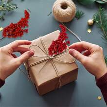 20pcs Vibrant Red Artificial Berries For Christmas Tree Decorations- DIY Holiday Decor Accessories,Room Living Room Decoration(One Size=20pcs) Home Decor Christmas Decorations