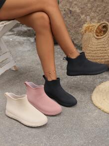 Bottes de pluie imperméables pour femmes, chaussures de pluie simples à texture tissée à la mode, style décontracté extérieur, à fond plat et coupe basse