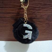 1pc Cute Letter Shaped Zinc Alloy Keychain, Keyring Spring/Summer/Autumn/Winter, Black English Letters & Fuzzy Ball Decor Car Accessories Bag Charm Backpack For School Goth Y2k Christmas Gift Ideas Bag Accessories Lanyards With Id Holder Car Accessories Bag Charms Car Teacher Friend Sister - Black + White - View 23