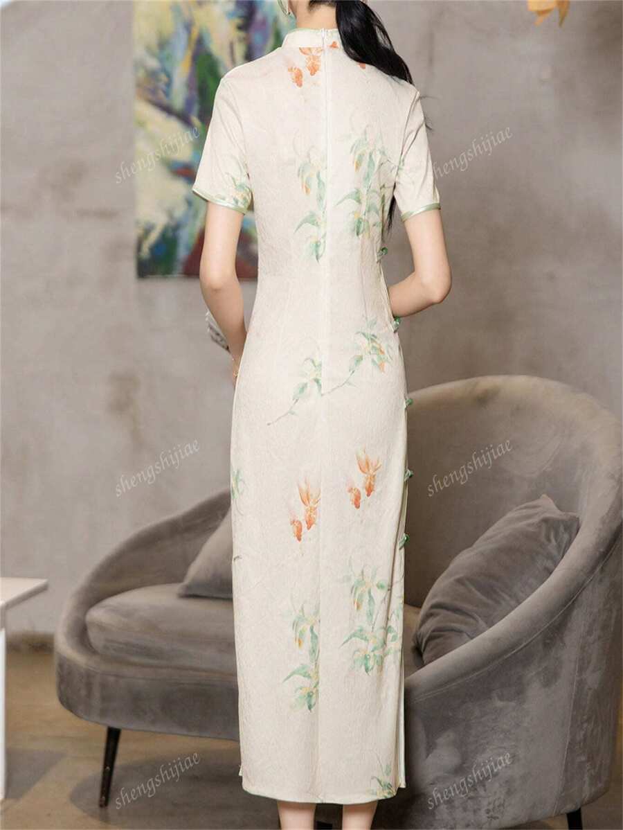 新款中式旗袍连衣裙，年轻人花卉印花夏季女装