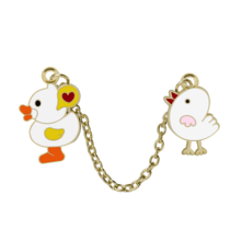 1 件装粉色黄色小鸡心形胸针可爱卡通金属链珐琅别针时尚帽子背包衬衫徽章翻领别针儿童珠宝礼物 - 彩色 - 查看 15