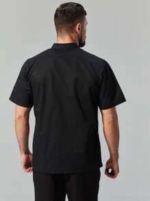 新款设计男士短袖薄款按扣前部透气纯色厨师制服，适用于酒店、烧烤店、咖啡厅、学校和工厂食堂