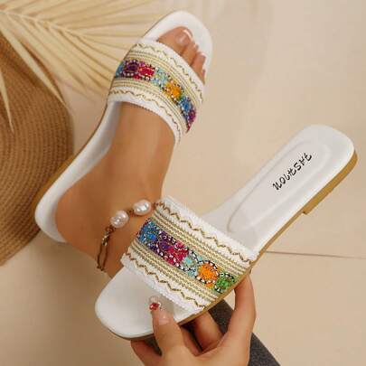 白色女士室内拖鞋夏季新款家居拖鞋女士平底凉鞋户外穿舒适时尚简约大方女鞋