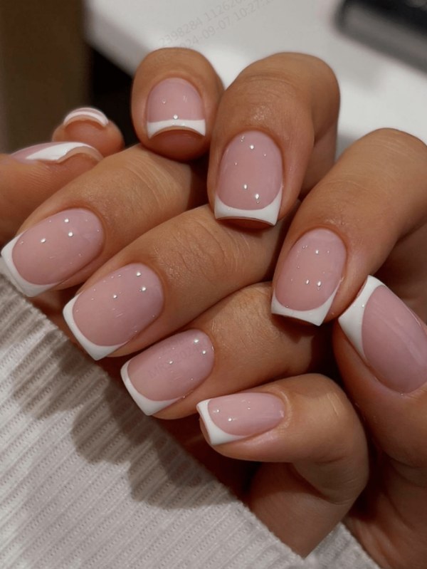 24pcs Girly Pink Sweet Short Wear Nails Pure White French False Nails Suitable For Women With 1 Jelly Glue And 1 Nail File Press On Nails