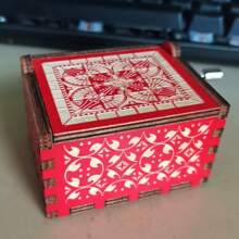 木雕手摇音乐盒，圣诞老人造型，圣诞快乐！红色八角形木彩音乐盒，雪人图案，适合男孩、女孩、朋友、学生，生日、圣诞节精美家居装饰品，小巧礼物。 - 聖誕節紅色音樂盒 - 查看 12