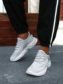 Men's Fashionable Sports Shoes Outdoor Breathable Mesh Running Shoes Lightweight Fitness Shoes Walking Casual Shoes Personalized Sneakers White