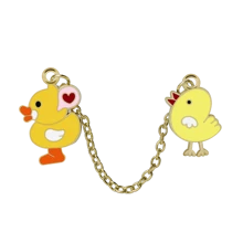 1 件装粉色黄色小鸡心形胸针可爱卡通金属链珐琅别针时尚帽子背包衬衫徽章翻领别针儿童珠宝礼物 - 彩色 - 查看 16