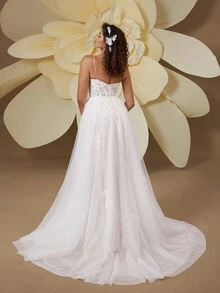 Deep V-Neck Spaghetti Strap Romantic Floral Lace Embroidered Elegant Tail Design Wedding Dress, Bridal Outdoor Beach Wedding Party - White - View 3