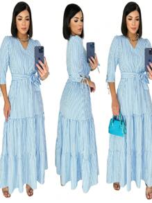 WOMEN'S LONG DRESS WITH 3/4 SLEEVE STRIPED PRINT IN SILK CREPE - 淺藍色 - 查看 1