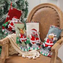 4 Stücke/Set 30cm klassische mittelgroße Weihnachtsstrümpfe mit Motiven von Weihnachtsmann, Schneemann und Rentier für Familien-Weihnachtsfeier, Szenendekoration, Feiertags-Dekoration, Heim-Dekoration, Flur-Dekoration, Büro-Dekoration, Garten-Dekoration, beste Weihnachts-Dekoration als Geschenk