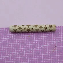 10厘米小型木制擀面杖，适用于聚合物粘土DIY首饰纹理制作，可压印花朵/叶子/心情太阳/心形/波浪/树皮/星星图案 - 木頭色 - 查看 24