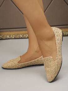 Zapatos planos de mujer de puntera puntiaguda con estampado de cuadros color albaricoque y caja de puntera extra ancha. Estilo elegante, nuevos para la temporada de otoño, uso diario casual. Zapatos planos gruesos color albaricoque con textura de patrón aleatorio