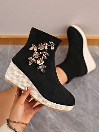 2024 High Heel Hanfu Shoes, Hand Embroidered Beaded Short Boots, Chinese Style Fashion Retro Skinny Boots, New For Women In Autumn And Winter