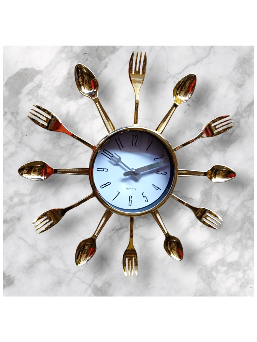 CUTLERY SHAPED WALL CLOCK, CLASSIC WALL CLOCK, GIFT, MODERN DETAILS - Gold - View 1