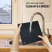 4 件装黑色耐热餐垫桌面杯垫