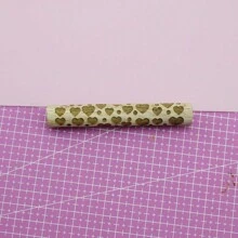 10厘米小型木制擀面杖，适用于聚合物粘土DIY首饰纹理制作，可压印花朵/叶子/心情太阳/心形/波浪/树皮/星星图案 - 木頭色 - 查看 22
