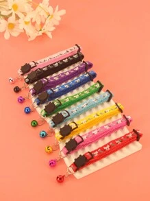 Conjunto de 5 collares para mascotas con diseño de dibujos animados caprichosos y aleatorios - Ajustable para un ajuste cómodo, hebilla de seguridad, cascabel sonoro y colgante adorable para talla grande diversión - Accesorios esenciales para mascotas, adecuados para gatos