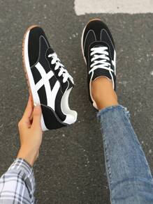 Fall/Winter Women's Modern Fashion Casual Patchwork Color Block Sports Shoes, College Style Vacation Girly Versatile Chunky Sneakers, Athleisure Trainers Black