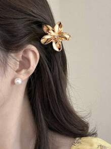 6 pièces Pinces à cheveux à fleurs petites en acrylique effet métal pour femmes, simples et élégantes, barrettes polyvalentes pour les franges, convient pour un port quotidien, look mode doux et frais pour les vacances (sans emballage en carton, le carton est uniquement pour la séance photo) Clips à cheveux pour la Saint-Valentin, accessoires capillaires pour femmes, cadeau de la Saint-Valentin, clips à cheveux pour les vacances d'été, voyage, anniversaire - Multicolore - Voir 3