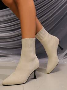 Botas de tobillo elásticas para mujer, nuevo estilo europeo de otoño/invierno, punta puntiaguda, tela de punto, talla grande, rojo vino, tacón alto delgado de media pantorrilla, zapatos de moda para mujeres