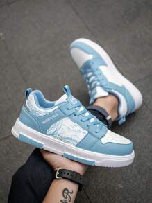 Zapatos casuales de patinaje con diseño de bloqueo de color azul cielo con estampado de bosque, de estilo universitario retro y versátil, con cordones, diseño exclusivo y cómodos para hombres - luna blanca - Ver 6