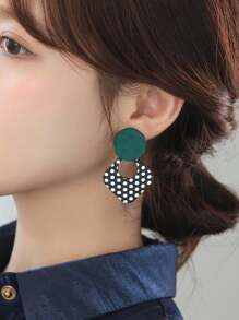 1 Pair Of Fashionable Retro Personalized Women's Earrings, Sweet And Fresh Style, Black And White Polka Dot Earrings, Alloy, Acrylic And Stainless Steel Materials, Suitable For Daily Life, Festivals, Parties And Other Occasions, Can Be Used As Valentine's Day Gifts, Holiday Gifts, Earrings Have Protective Covers, You Need To Remove The Protective Covers When Using