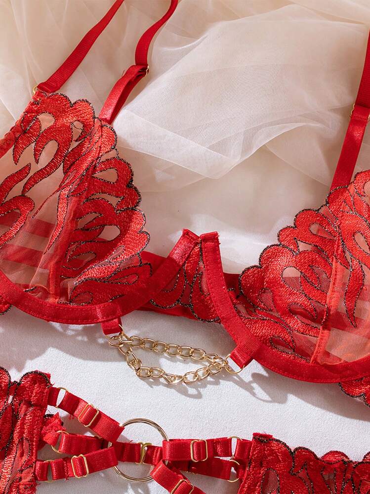 (Padrão Floral Aleatório) Conjunto de Lingerie Nupcial com Bordado de Chama, Sutiã Sexy com Alça Oca e Corrente, 4 Peças para Sair - Vermelho - Visão 7