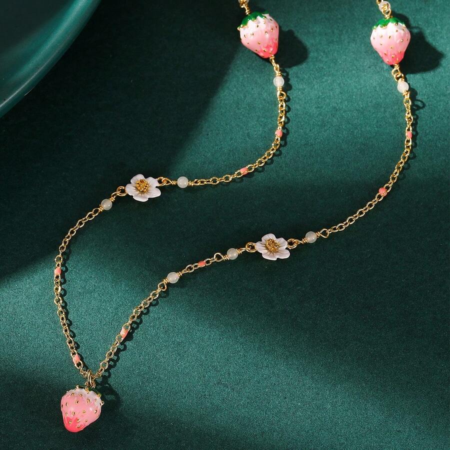 1 件奢华手工珐琅白花和 3 件粉色草莓吊坠项链，适合女性日常佩戴 - 琺瑯彩釉白色花朵三顆粉紅立體小草莓項鍊 - 查看 1