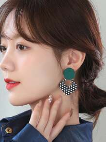 1 Pair Of Fashionable Retro Personalized Women's Earrings, Sweet And Fresh Style, Black And White Polka Dot Earrings, Alloy, Acrylic And Stainless Steel Materials, Suitable For Daily Life, Festivals, Parties And Other Occasions, Can Be Used As Valentine's Day Gifts, Holiday Gifts, Earrings Have Protective Covers, You Need To Remove The Protective Covers When Using