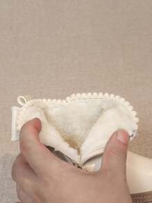 1 双女童蝴蝶结装饰保暖内衬纯色时尚踝靴，配有侧拉链，温暖舒适，适合户外使用，秋冬季 - 米色 - 查看 8