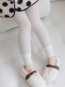 [秋冬] 1 件女童加厚条纹紧身裤，温暖舒适的打底裤，经典搭配，适合秋冬日常装或节日送礼 - 卡其色 - 查看 2