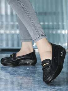 Zapatos de cuña con plataforma negros para mujer. Zapatos planos con cierre deslizante. Mocasines con hebilla metálica. Top cosida a mano y exquisitamente tallada, zapatillas sin cordones. Suelas gruesas para aumentar la altura. - Negro - Ver 4