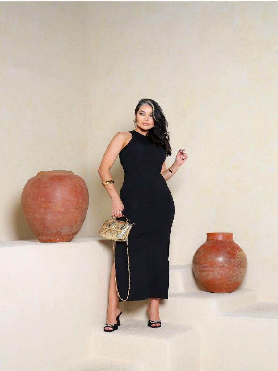 Long Dress With Double Slit In Romantic Ribbed Material With A Touch Of Polyamide - 黑色 - 查看 1
