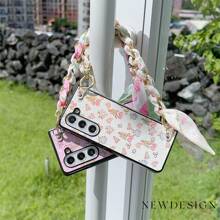 Ditsy Floral Folding Screen Smartphone Case Compatible With Samsung Galaxy Z Fold Series, Delicate Design, Adorable Flower Scarf Women's Protective Case, Compatible With Samsung Fold3/4/5/6