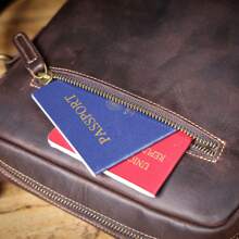 男士复古皮革邮差包 - 适合工作和旅行的休闲斜挎包 - 疯马皮革单肩包，采用真皮材质 - 咖啡棕 - 查看 9