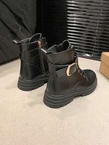 Botas de moda y versátiles 2024 de suela gruesa negras para mujer, decoración con cordones y hebillas, botas negras de media pantorrilla, para primavera y otoño - Negro - Ver 4