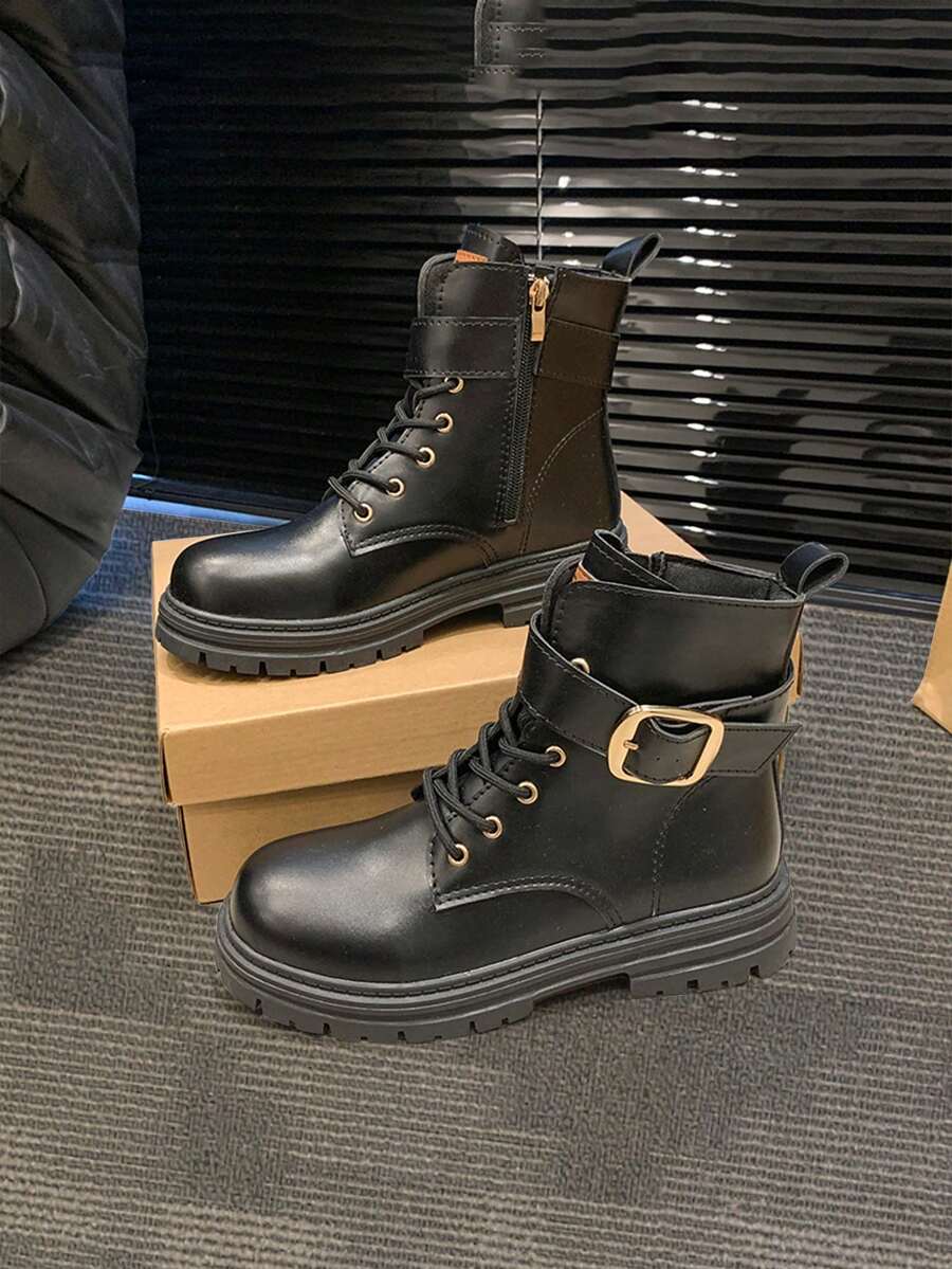 Botas de moda y versátiles 2024 de suela gruesa negras para mujer, decoración con cordones y hebillas, botas negras de media pantorrilla, para primavera y otoño - Negro - Ver 1