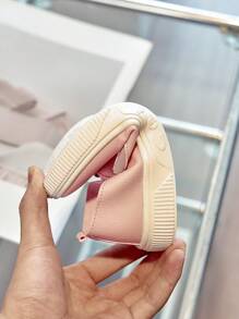 1 paire Chaussures plates souples et antidérapantes casual pour filles, chaussures bébé à enfiler pour le printemps et l'automne