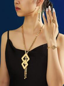 Conjunto de joias retrô de luxo elegante e sofisticado em cobre dourado Mgyi para mulheres, colar com design quadrado de luxo elegante banhado a ouro 18K, brincos, pulseira, anel para mulheres, adequado para Nigéria, Dubai, Oriente Médio, Arábia Saudita, casamento nupcial, uso diário, presente de aniversário de casamento, presente de Halloween para amigos