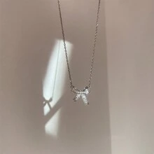 1pc Bow-Knot Necklace, Women Luxury Necklace Design, Collarbone Chain, INS Style Neck Chain, Elegant Necklace For Daily Wear, Party & Street, Available In Gold & Silver Color Valentines,Mom,Mother,Mother's Day,Gift