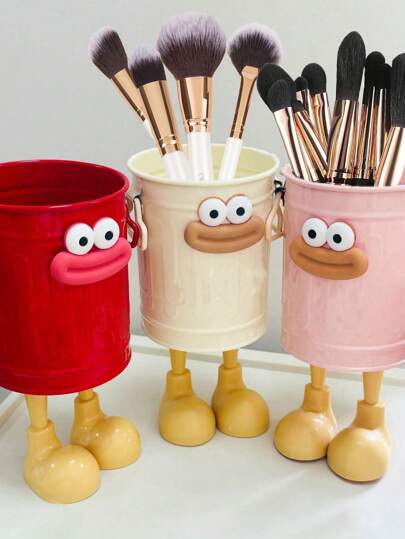 1 件大容量桌面收纳桶、卡通设计笔筒、化妆刷收纳盒、DIY 收纳桶、磁性可爱大嘴笔杯、趣味创意笔筒配可爱脚袋、包、化妆包、梳妆台、旅行、化妆包、收纳、化妆收纳盒、化妆包、洗漱包、桌面收纳盒、化妆包、化妆袋、化妆收纳盒、梳妆配件、化妆包、化妆包、珠宝盒、小袋、化妆刷架、刷子架、香水收纳盒、小袋