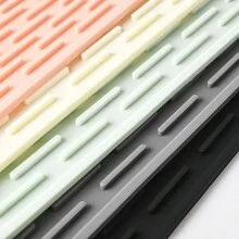 Home Use Non-Slip Countertop Mat, Narrow Edging Silicone Kitchen Cutting Board Non-Slip Mat, Bar Mat, Soap Dish, Coasters, Drain Mat, Water Tap Anti-Splash Mat - Multicolor - View 4