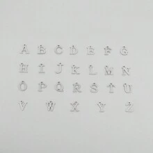 1 pièce Simple Collier avec pendentif en forme de symbole infini et initiale en acier inoxydable couleur argent pour femmes