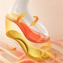 2 片装冬季加厚保暖鞋垫，男女运动鞋保暖配件，带小号裁剪线，可自由裁剪，尺码范围 36 至 45。