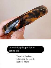 1pc Elegant Acetate Fiber Hair Clip, Solid Color Geometric Hair Accessory, Minimalist Hair Claw Clip For Women, Head Accessories, Hair Accessories For Women - Chocolate Brown - View 3