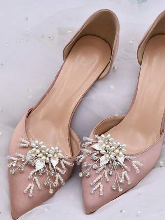 1 pieza Clip para zapatos nupciales de Navidad hecho a mano con hoja de aleación, cristal y perla para tacones altos HX08